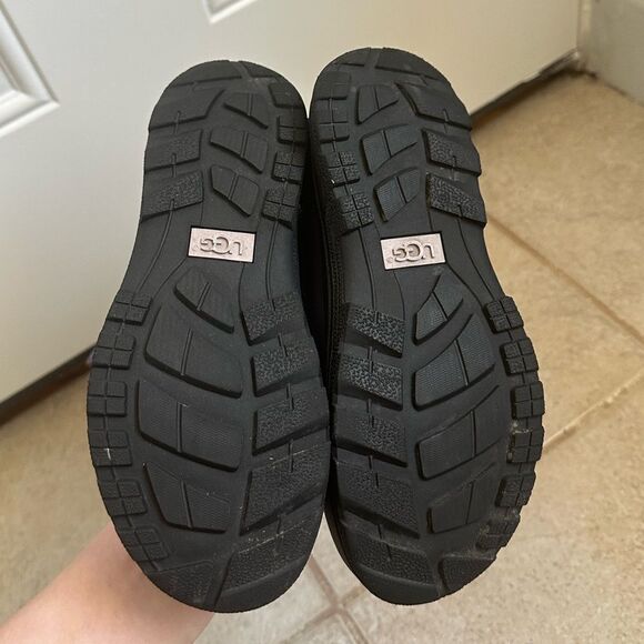 UGG Butte II patent Waterproof Winter Boots fur purple size 2 boot print glitter - Picture 7 of 8